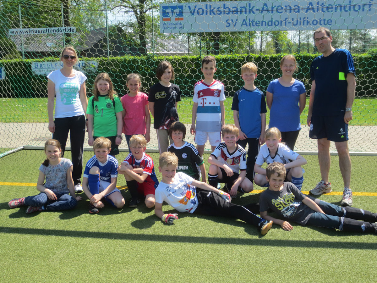 2016-05-09-Training-Fussballturnier-1200